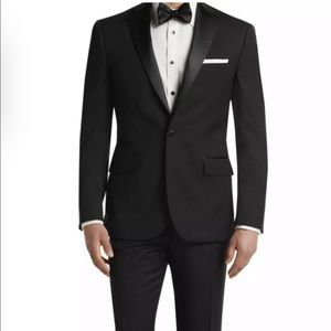 Joseph A Banc Executive Collection Tuxedo 40R